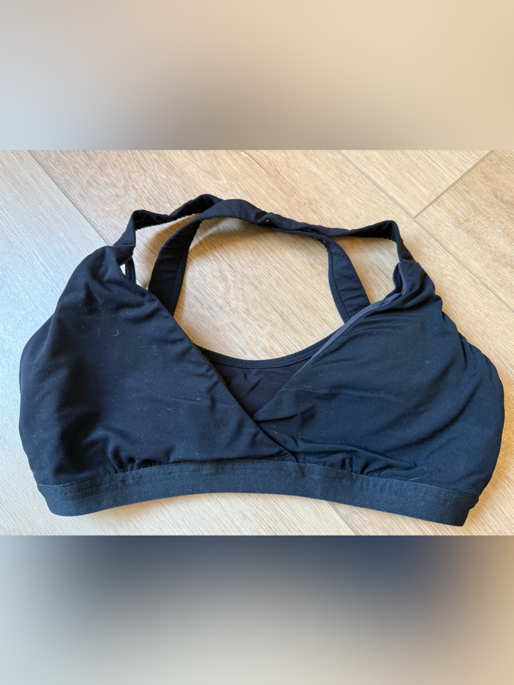 HALARA Black Sports Bra with Strappy Back